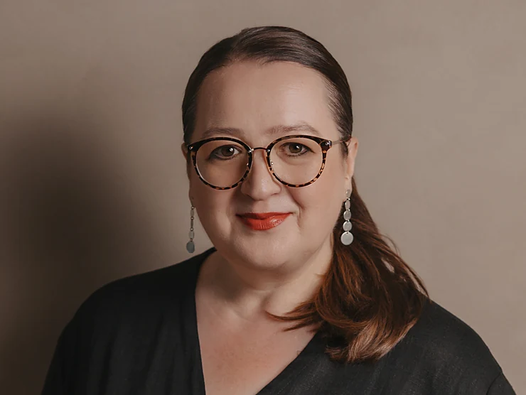 Hazreta Basic, Mindset-Coach und Heilpraktikerin für Psychotherapie, Begleiterin im Gruppencoaching ICH 2.0